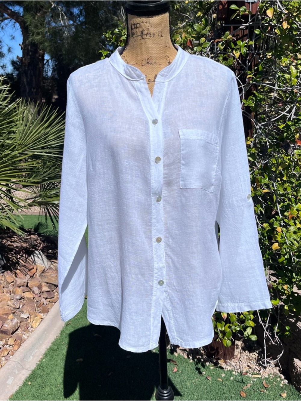 Suzy D London White Linen Button Front Blouse Top Relaxed Fit